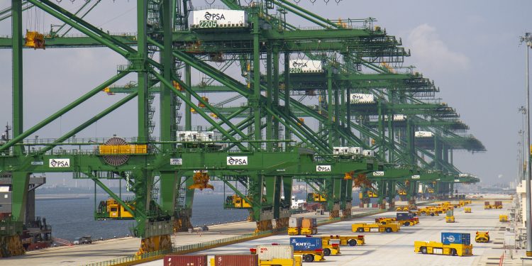 Rise in profit for PSA despite fall in volumes