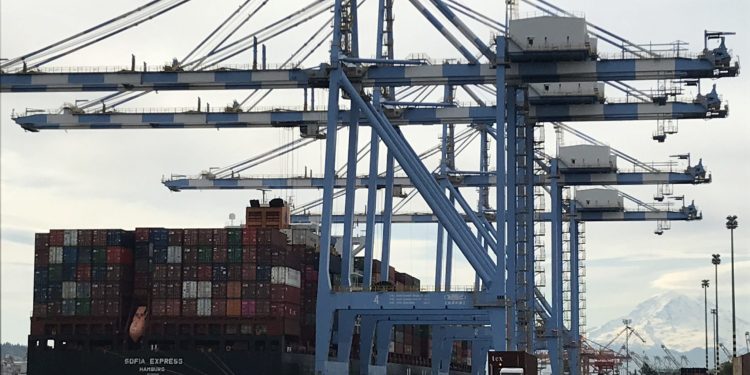 Nokia deploys private wireless network for Husky Terminal and Stevedoring at Port of Tacoma