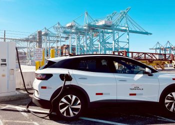 Pier 400 Los Angeles upgrades passenger vehicle fleet to EVs