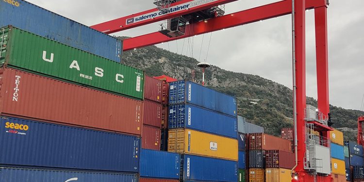 Italian terminals receive four Liebherr electric RTGs