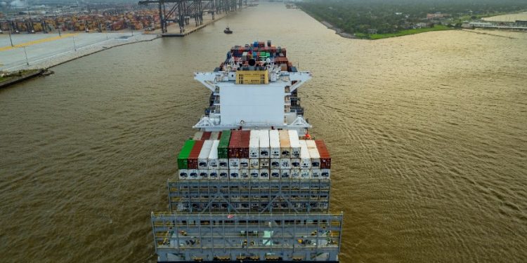 Container volumes at Port Houston increase by 21% in May