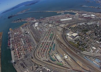 Port of Oakland joins national effort to integrate the supply chain