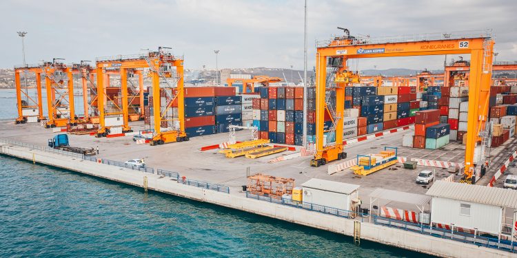 Port of Koper orders four Konecranes eRTGs