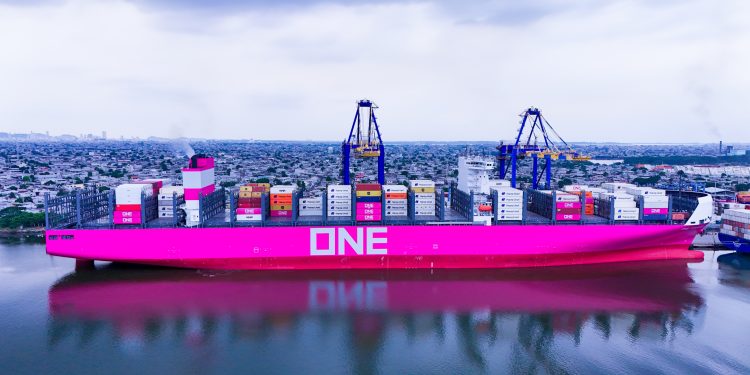 ONE Sparkle calls Terminal Portuario de Guayaquil on its inaugural journey