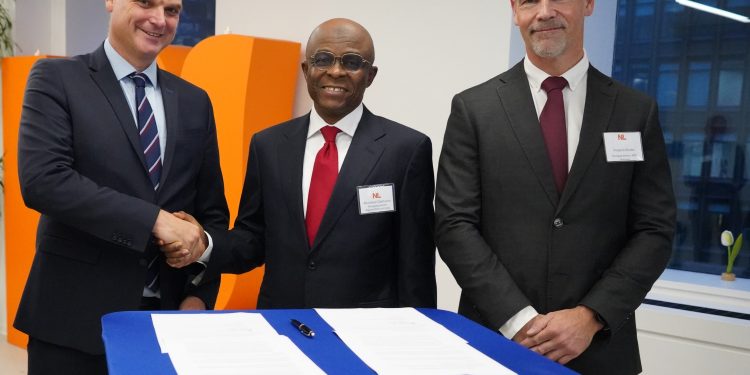 APM Terminals and Nigerian Ports Authority sign MoU to establish roadmap for electrified containerised freight