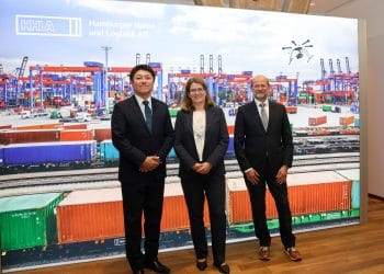 Daimler Truck, HHLA and Kawasaki Heavy Industries launch strategic partnership to establish liquid hydrogen supply chain for Europe
