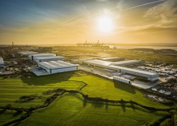 DP World invests £170m into new BOXBAY Empty Superstack technology at London Gateway