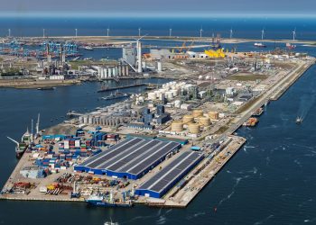 Container throughput at Port of Rotterdam grows by 3% in first nine months