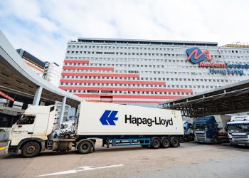 Modern Terminals welcomes first vessel from Chile’s Cherry Express seasonal service