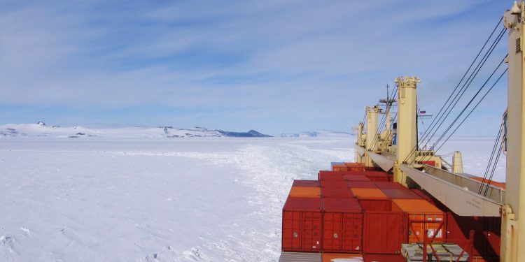 European Ports Face Snow Disruptions and Freight Rate Spikes in Early 2026